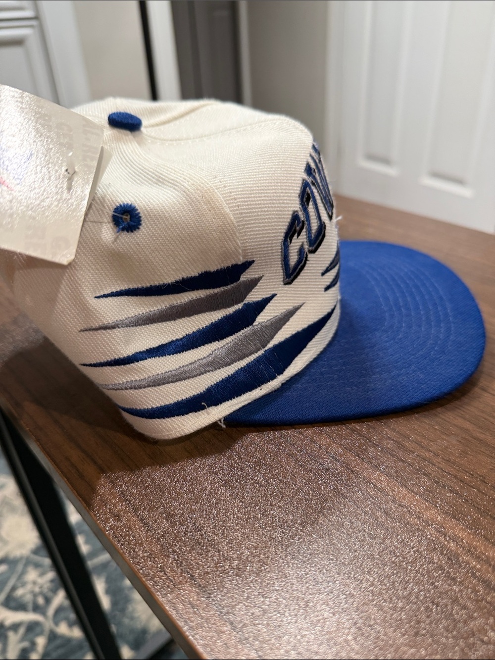 Vintage Dallas Cowboys Hat from the 1990s - Picture 4 of 9